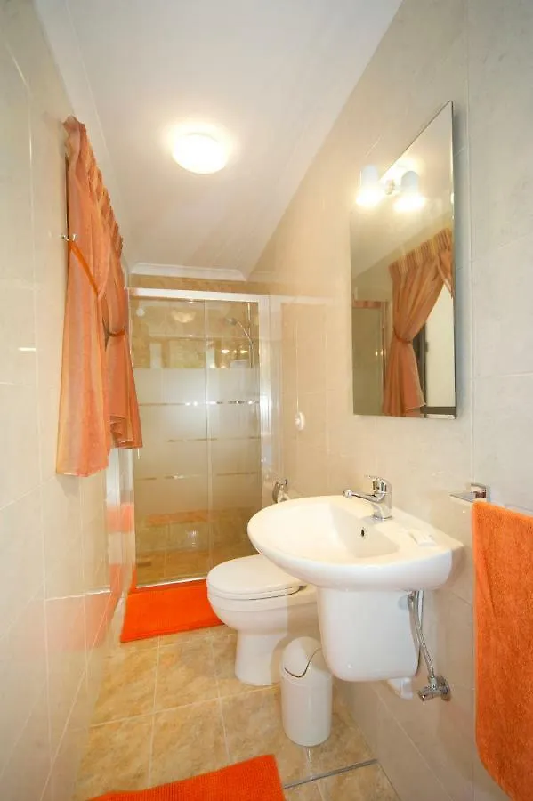 Sliema Duplex 1 Bedroom Apartment - Sleeps 4