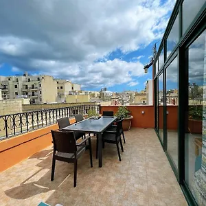 Fantastic 3 Bedroom Duplex Penthouse With Terrace Apartment